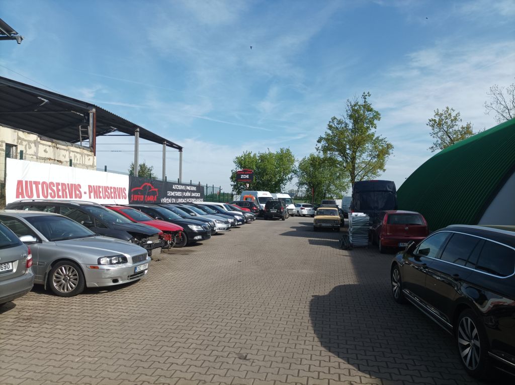AUTO IMBA — fotografie 4